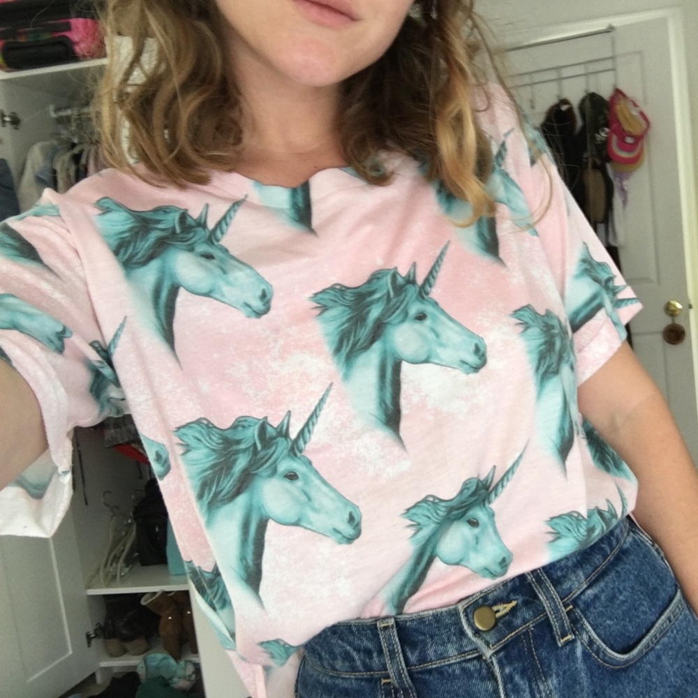 FOREVER 21 Unicorn Tee
