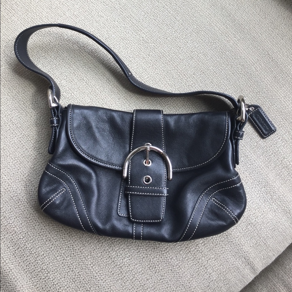 Coach small soho bag in black leather, 100% auth.!