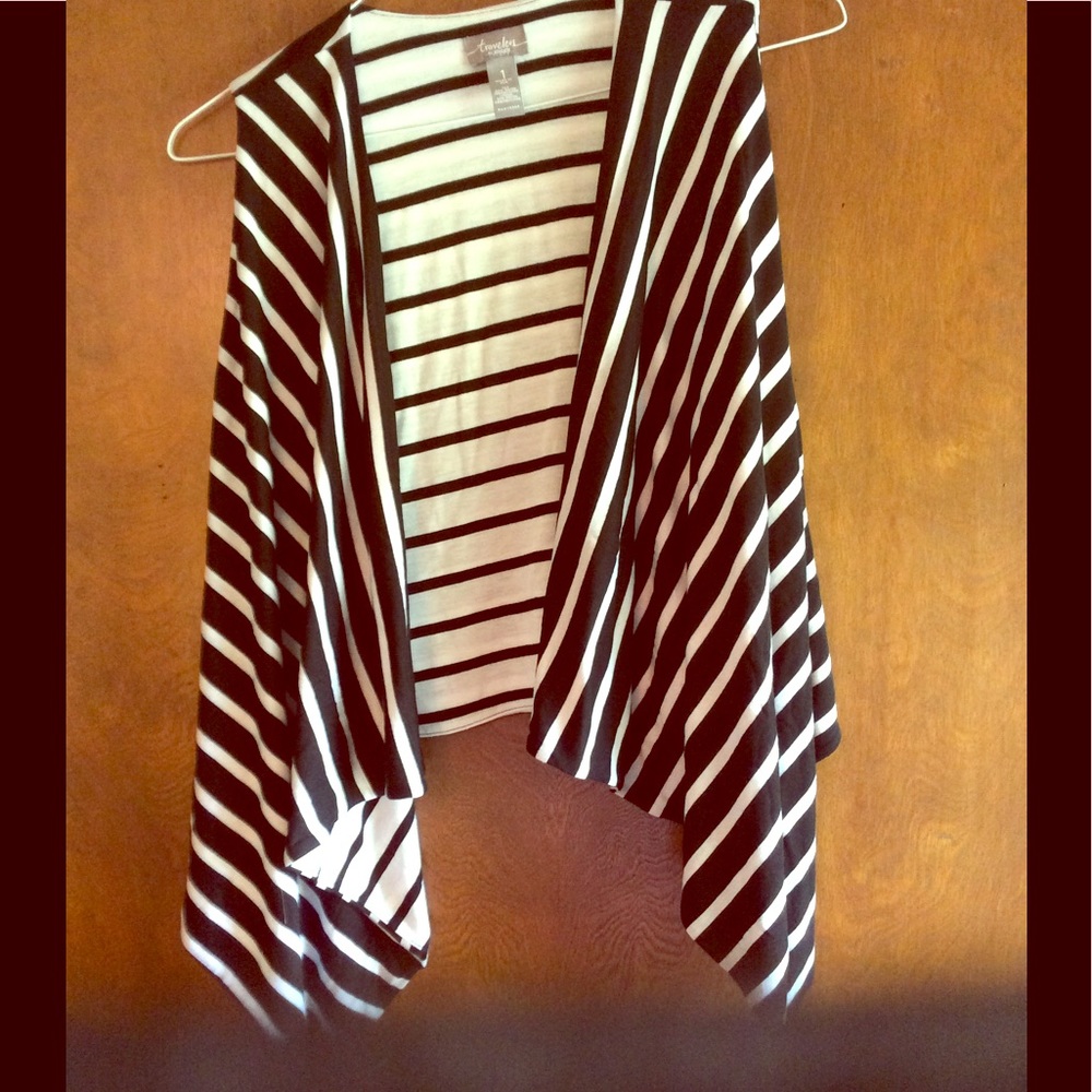 Travelers by Chico swing vest.