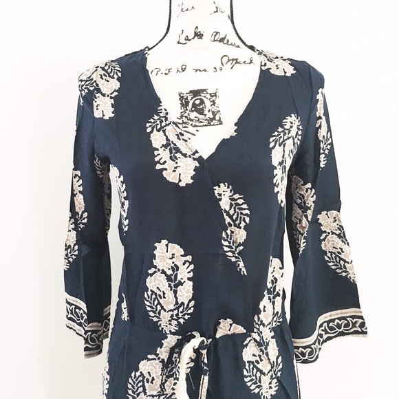 Last 5! Vintage Navy Blue Beach Print Romper - Picture 6 of 7