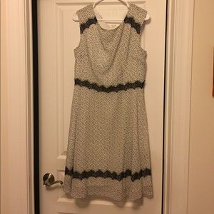 Sleeveless Betsey Johnson dress