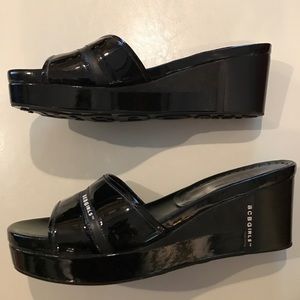 BCBGirls Size 9M Black Patent Stick in Shoes
