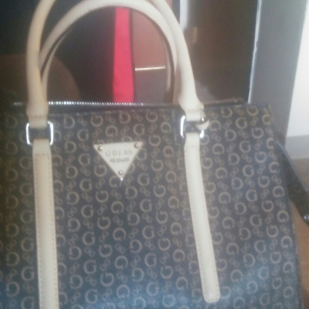 Quest purse
