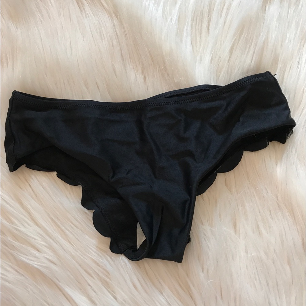 Black scalloped bikini bottoms
