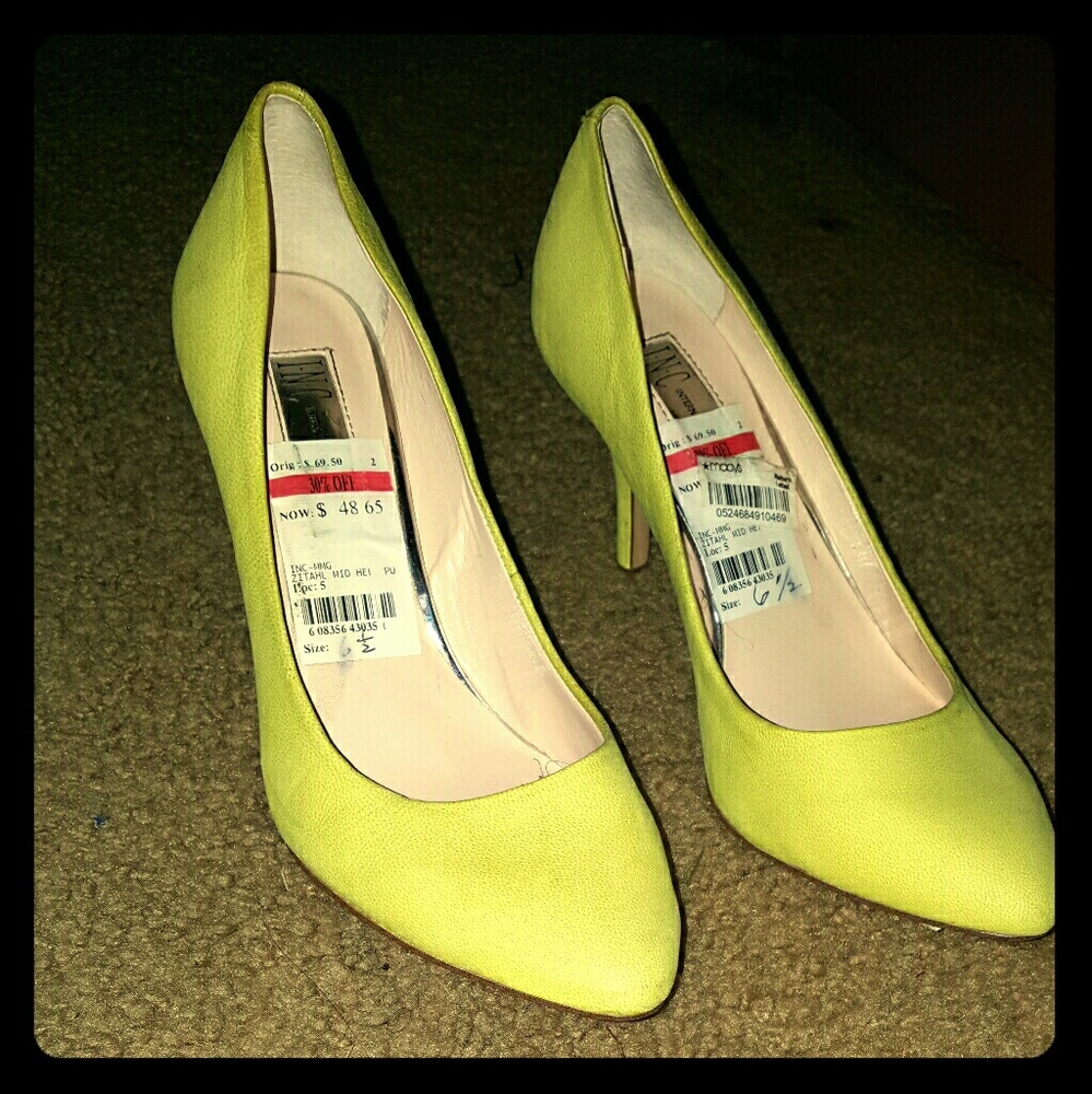Hi-Viz heels