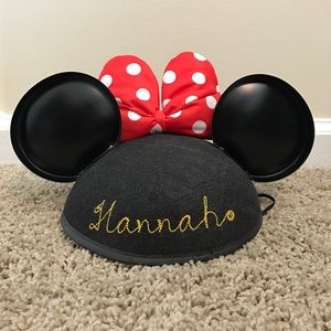 Minnie Ears with embroidered "Hannah"