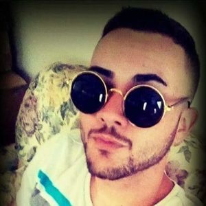 Meet your Posher, Luis