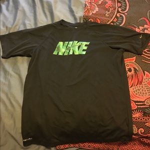 Nike T Shirt