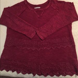 Red women's sweater! 💄