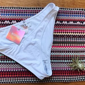 MISSGUIDED High Leg High Waist NWT Bikini Bottom