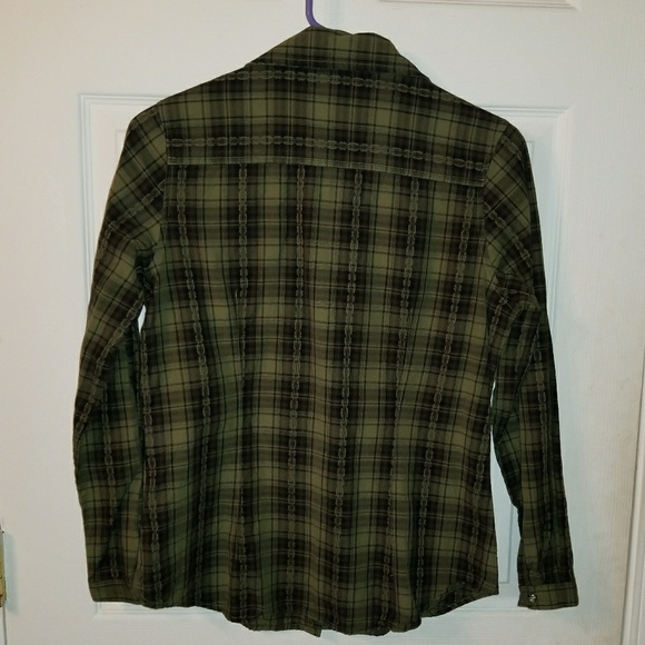 Woolrich Plaid Button up - Picture 2 of 3