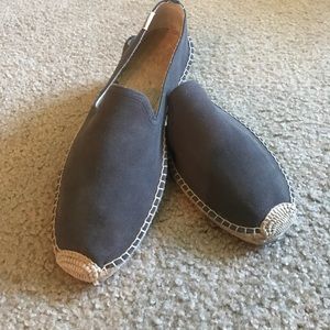 Soludos slip ons
