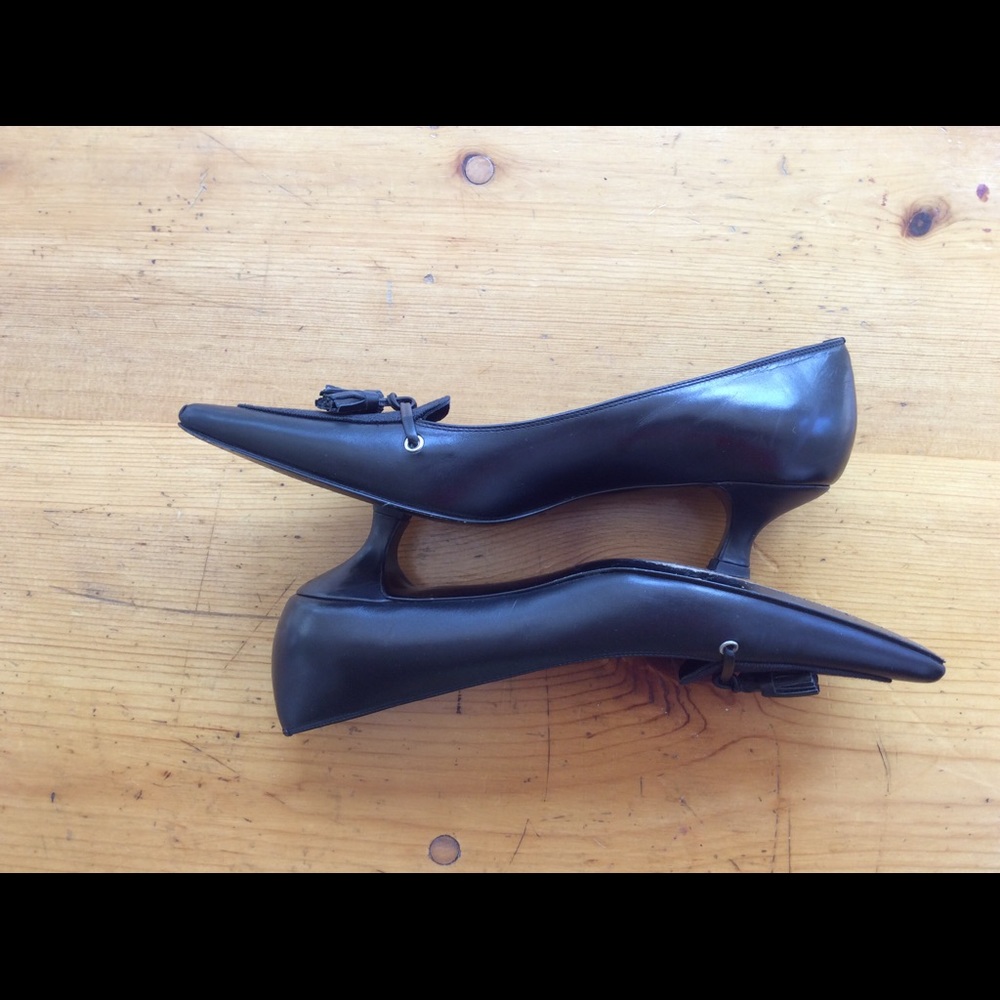 Brooks brothers Claudia calf black heel 6.5M