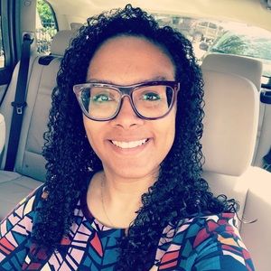 Meet your Posher, Angela