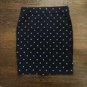 OLD NAVY - Black and white polka dot pencil skirt