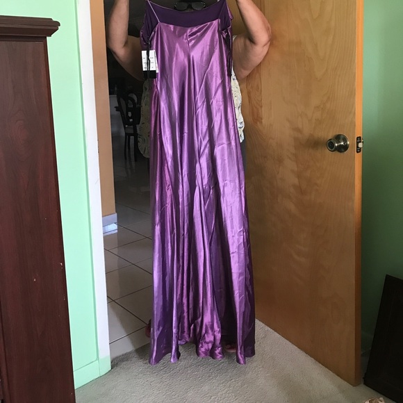 Dress - Picture 2 of 4