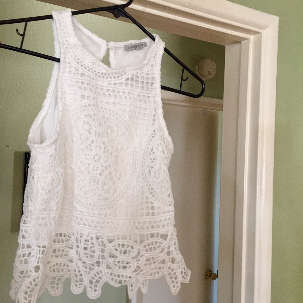 White crochet top🌼