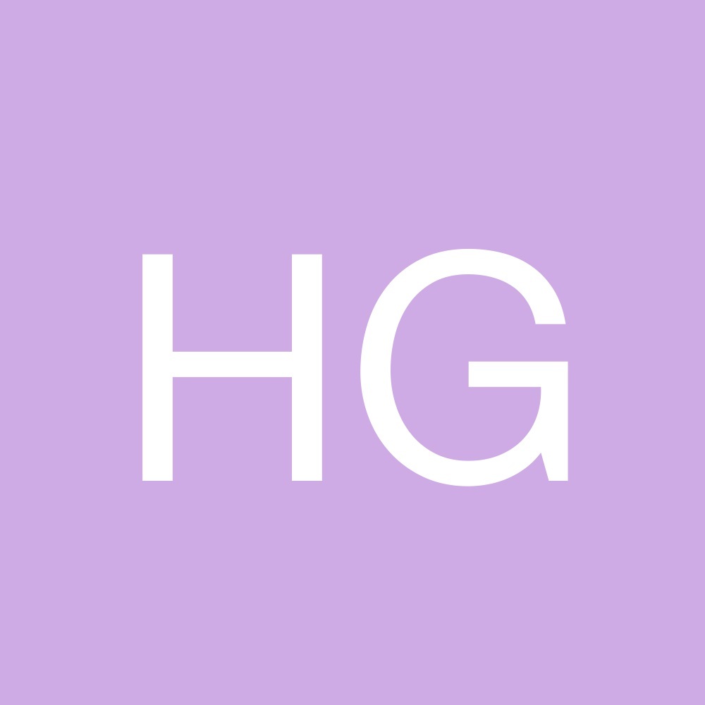 Meet your Posher, Hila