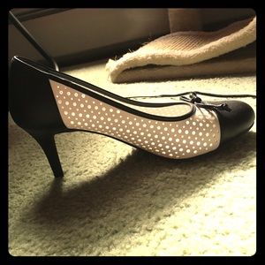 Comfortable, vintage-inspired heels