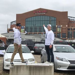 Meet your Posher, Corey