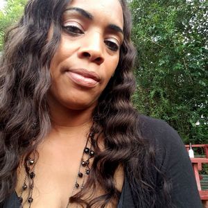 Meet your Posher, Annette