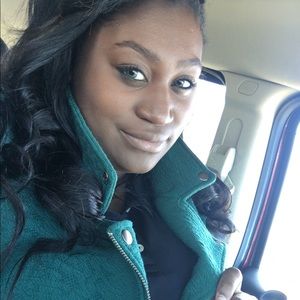 Meet your Posher, Janee