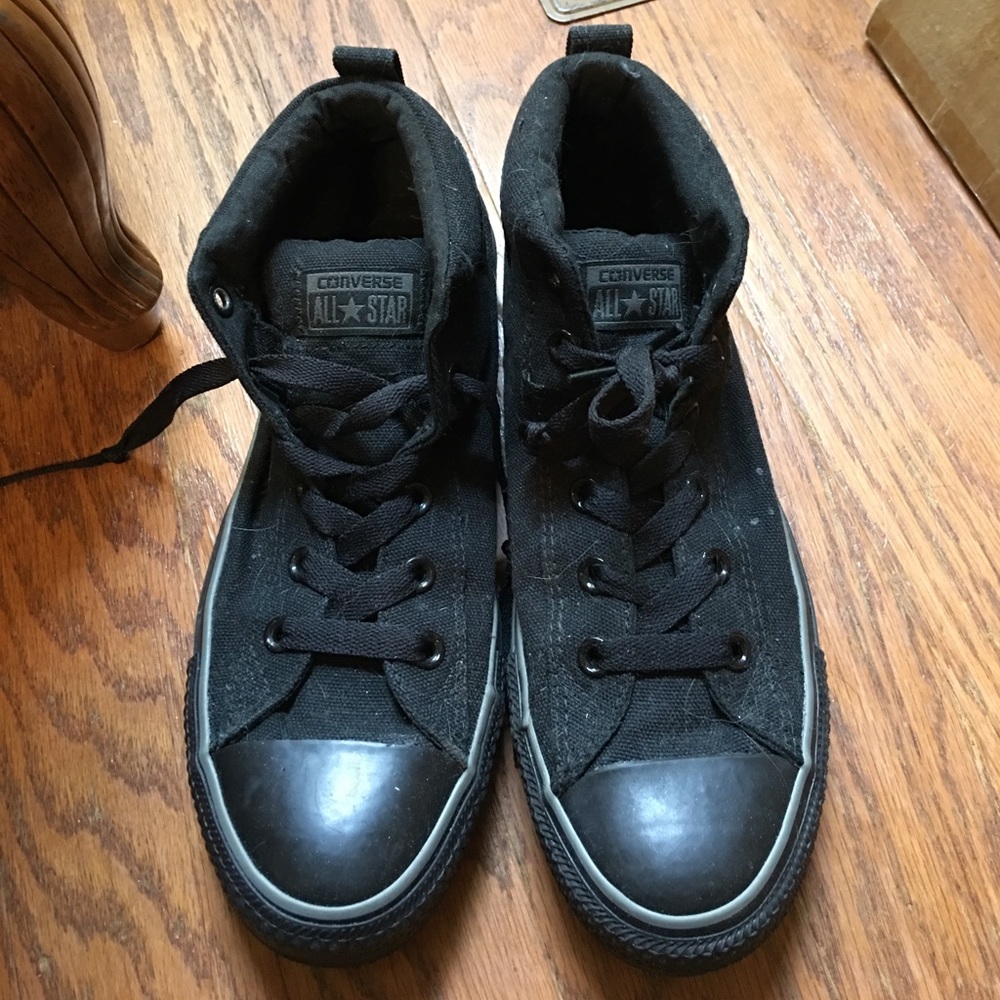 Hi-top Converse