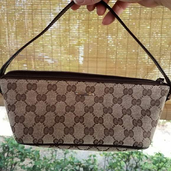 🍃SOLD/Authentic Gucci pochette🍃 - Picture 8 of 8