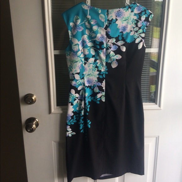 New York and Company sheath dress - Picture 3 of 5