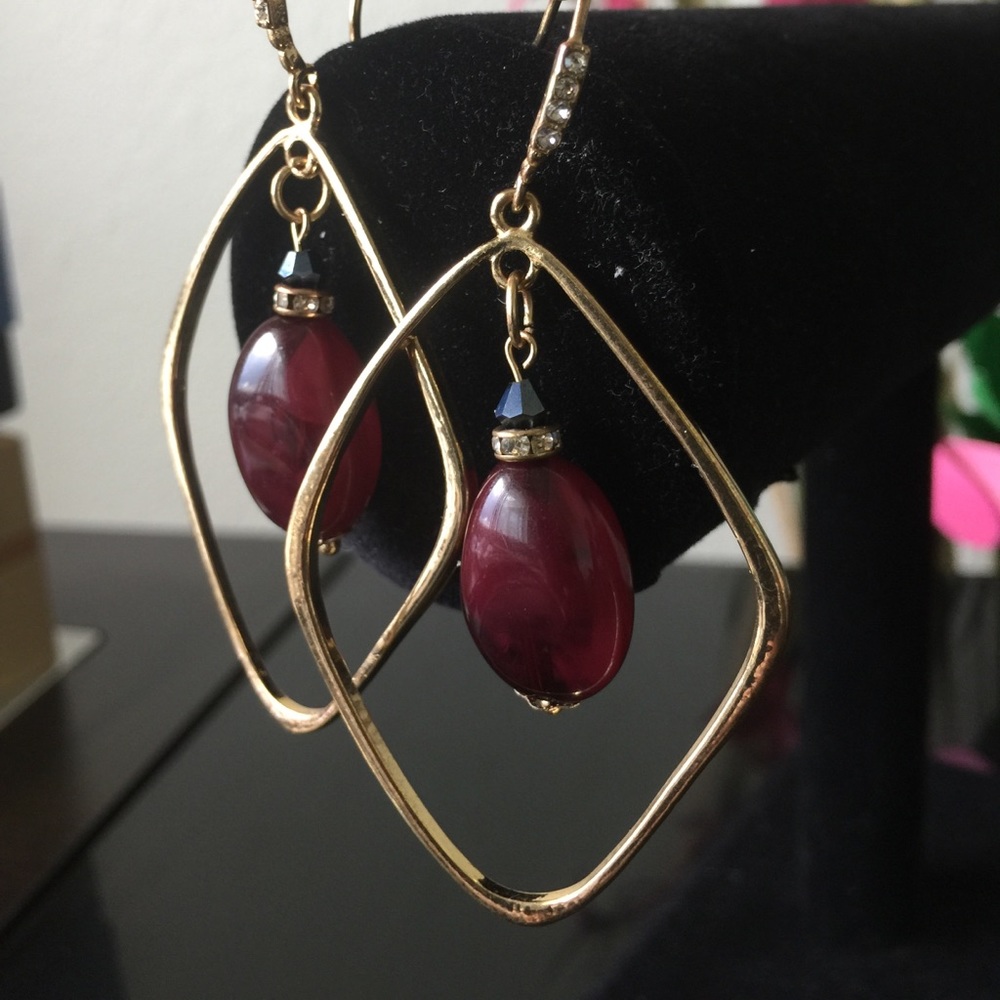 Earring - Picture 3 of 4