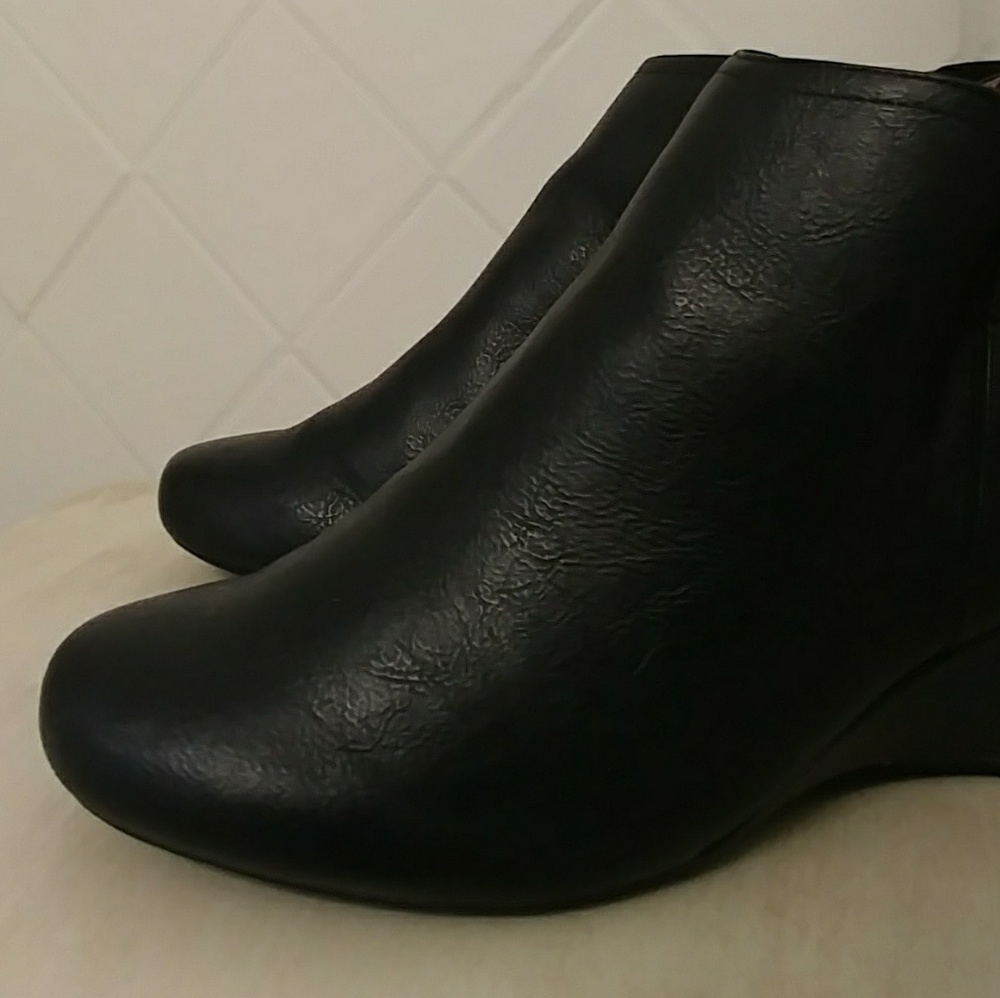 Leather booties