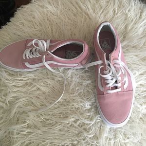 Vans pink low top Skate shoe Worn once! Size 9