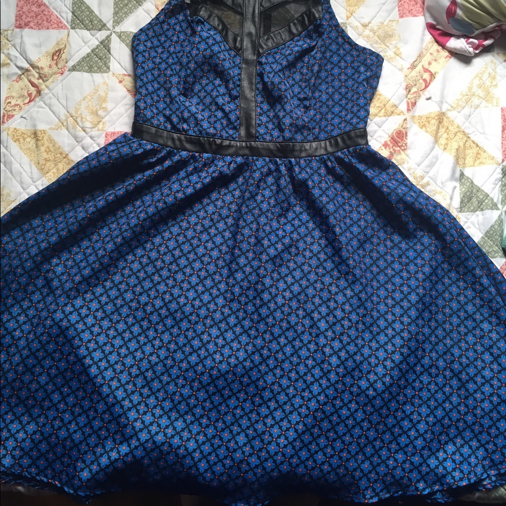 Badass Dress 👗 - Picture 2 of 6