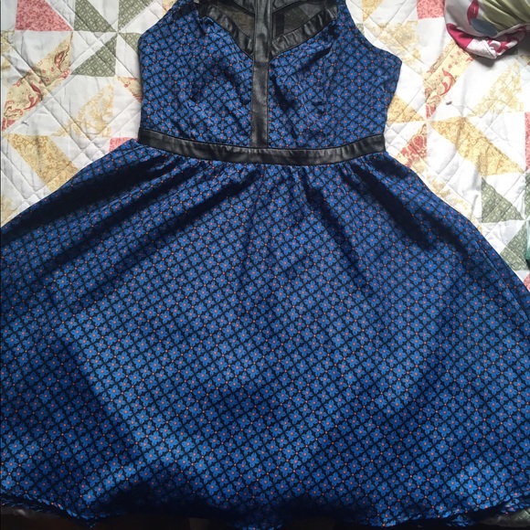 Badass Dress 👗 - Picture 2 of 6