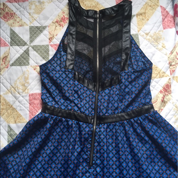 Badass Dress 👗 - Picture 5 of 6