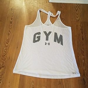 UNDER ARMOUR work out tank size Small