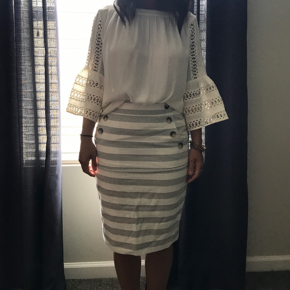 High waisted skirt