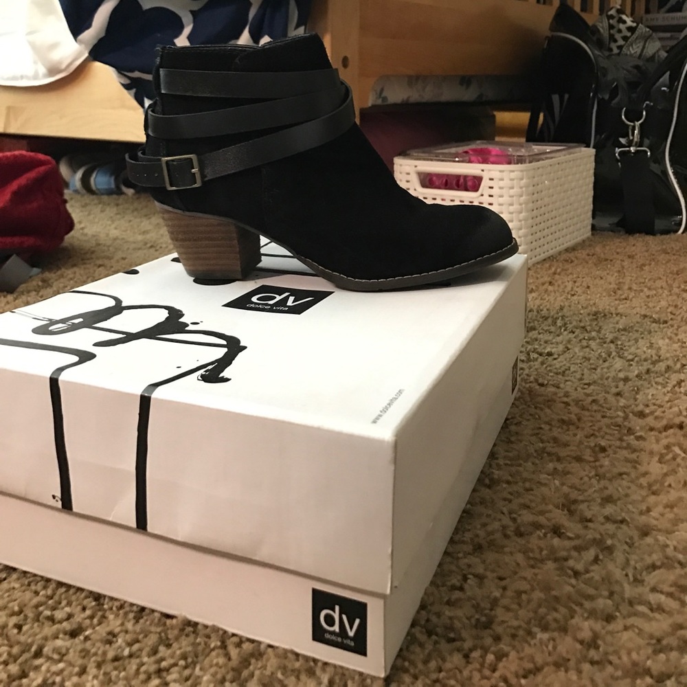 Dolce vita java black booties