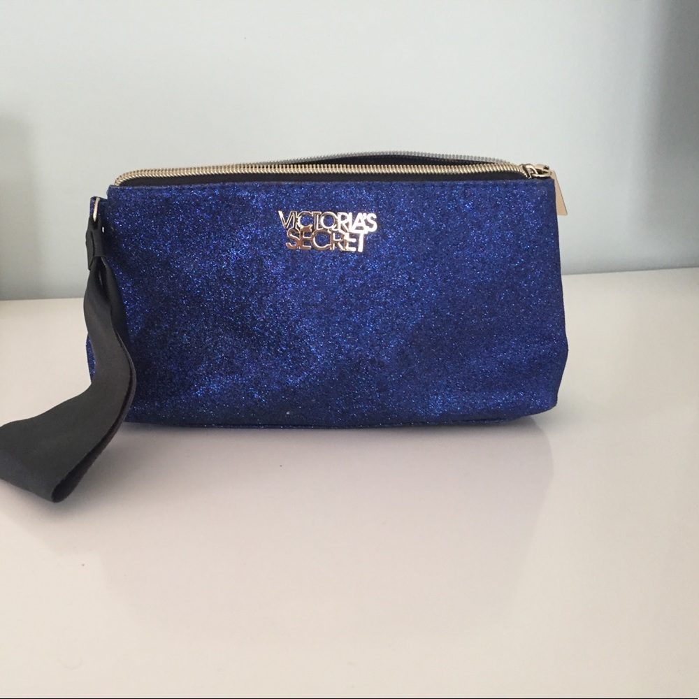 Victoria's Secret clutch / make up bag