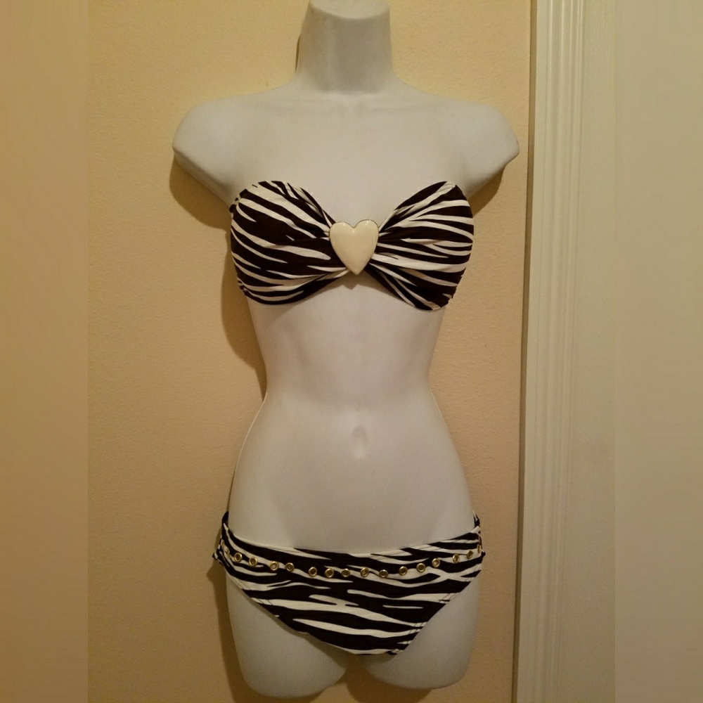 Dark brown tiger striped bandue bikini