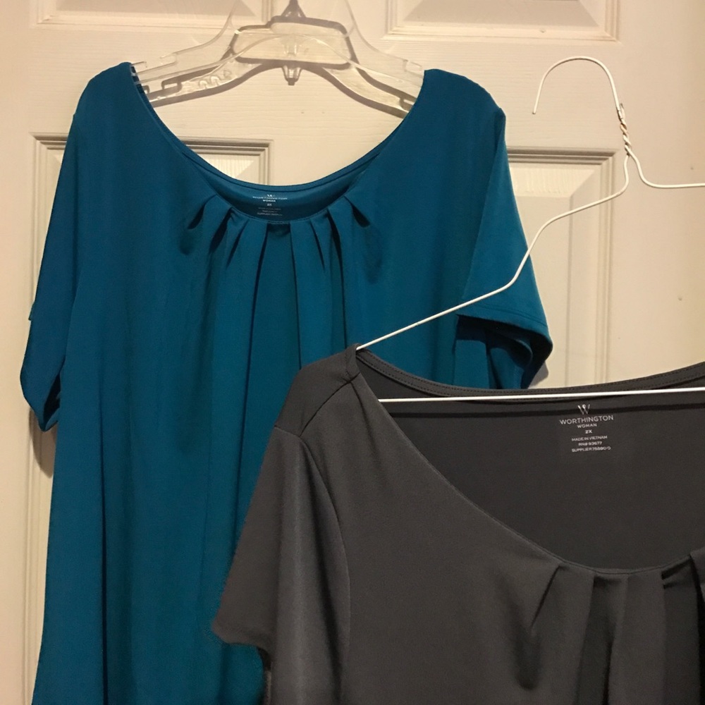 Bundle of TWO Short-sleeve tops