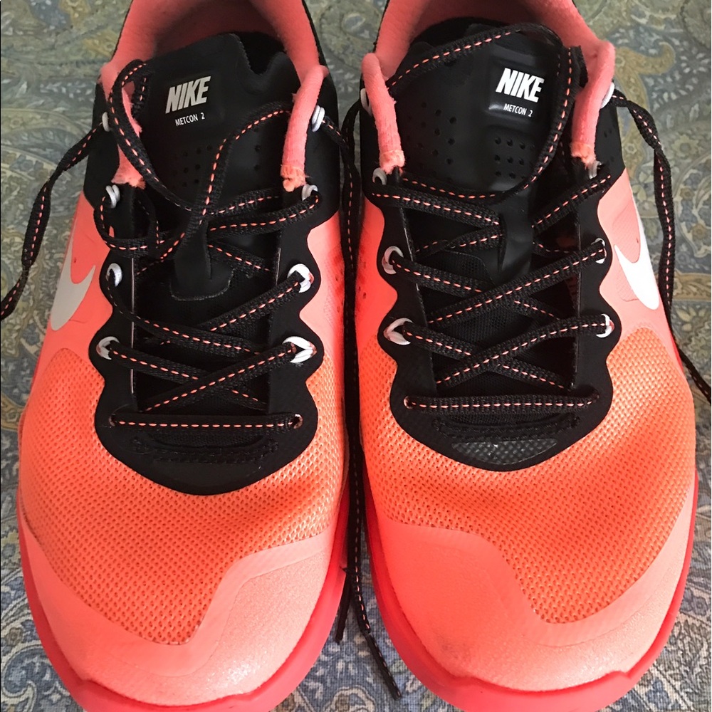 Nike Metcon 2. Only worn a couple times!