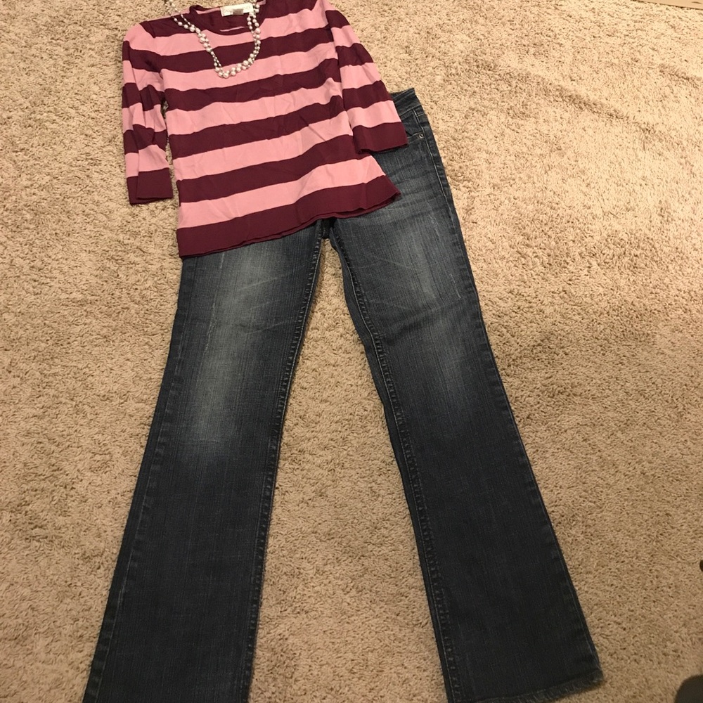 Lightly distressed jeans in short length