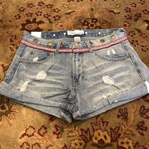 Vintage Havana blue jean shorts size 28