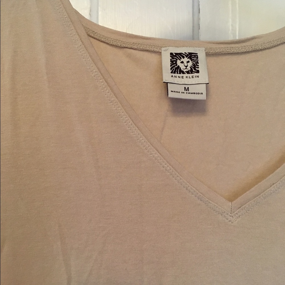 Anne Klein beige long sleeve top - Picture 2 of 3