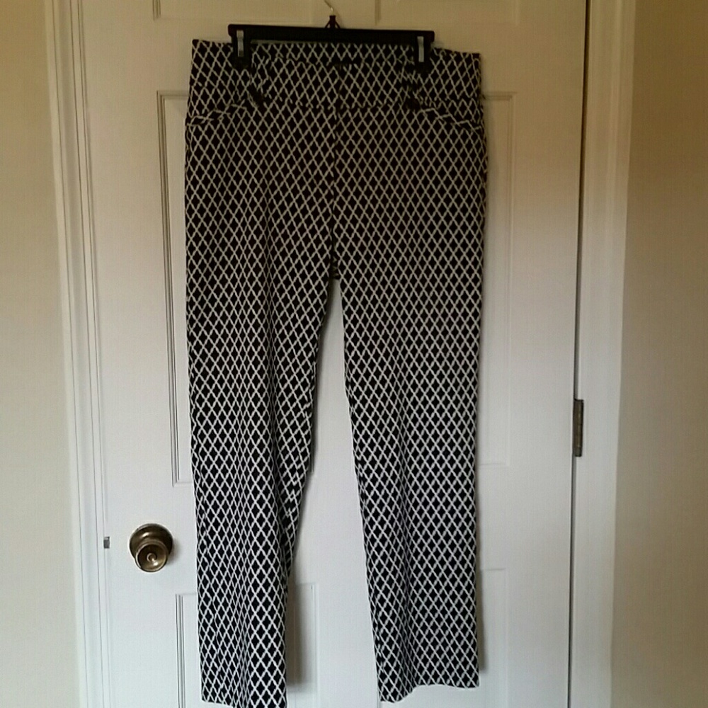 Black/white pant, year around, dress up or down