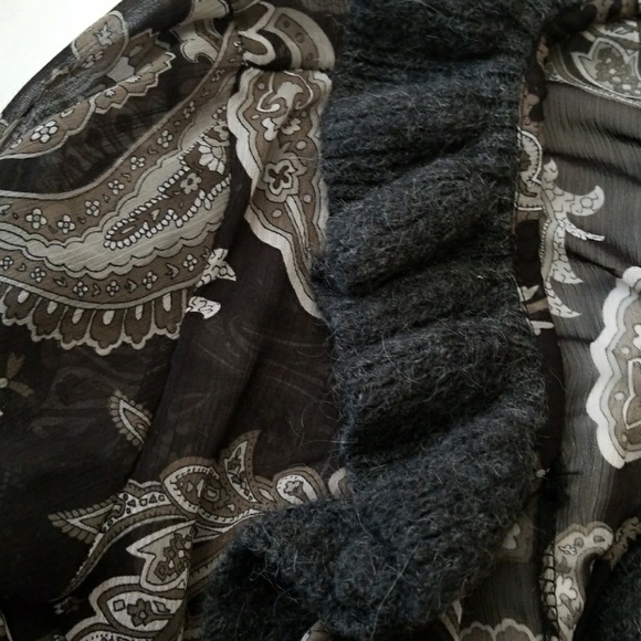 Nice Blouse - Picture 2 of 2