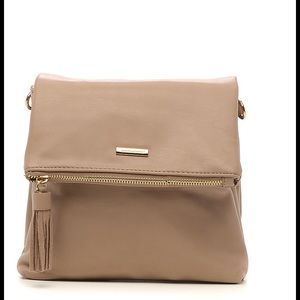 Vegan leather messenger handbag dark camel