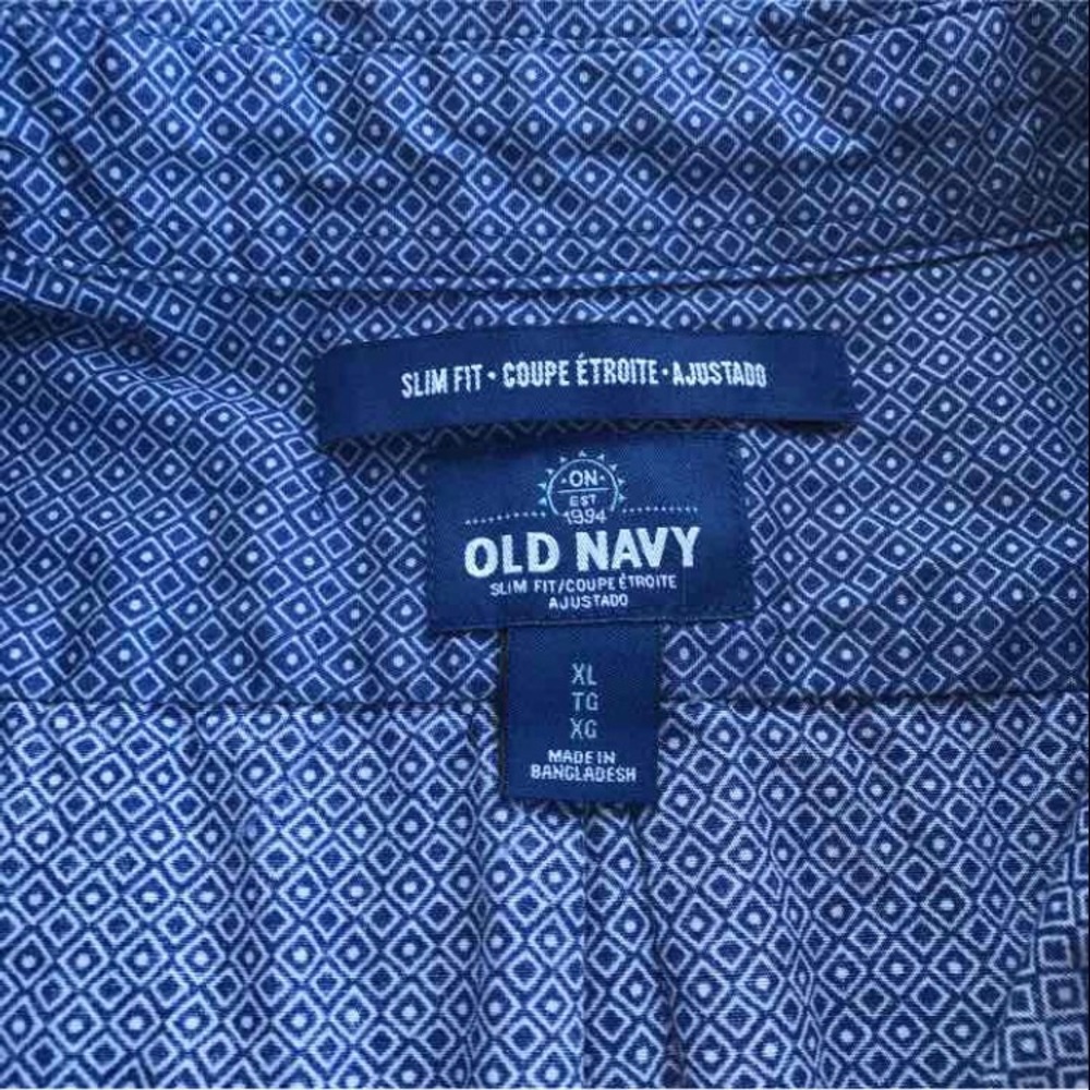 Old Navy Men's Button Down Collar Shirt Size XL - Picture 4 of 4