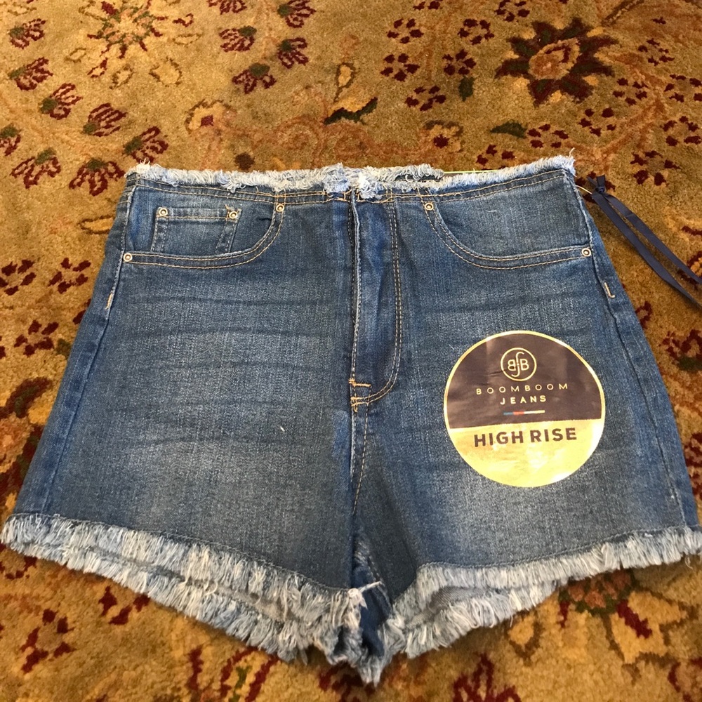 Boomboom high rise shorts size 7